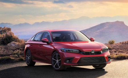 2022 Honda Civic Touring Front Three-Quarter Wallpapers 450x275 (35)