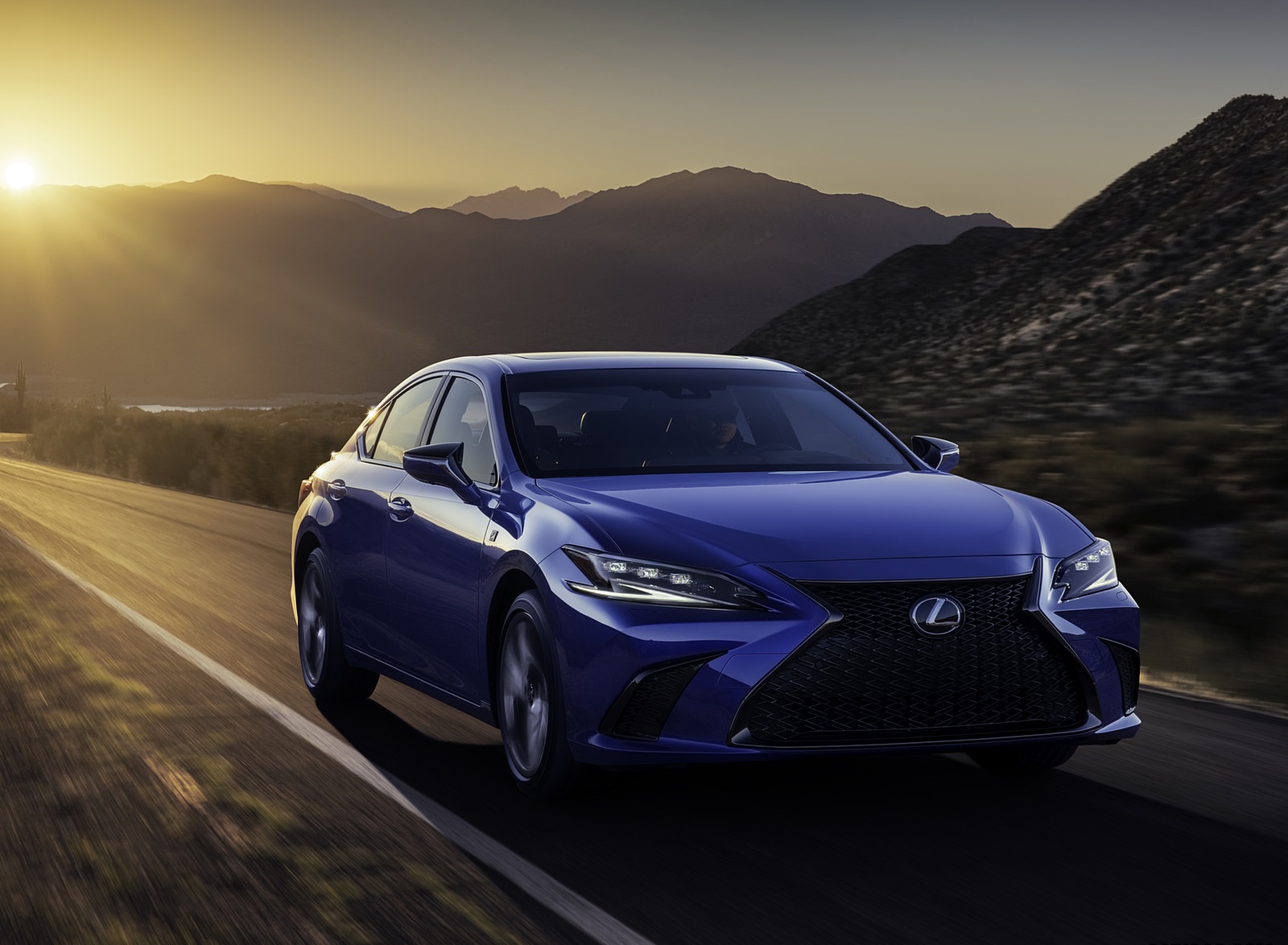 2022 Lexus ES Front Three-Quarter Wallpapers (14)
