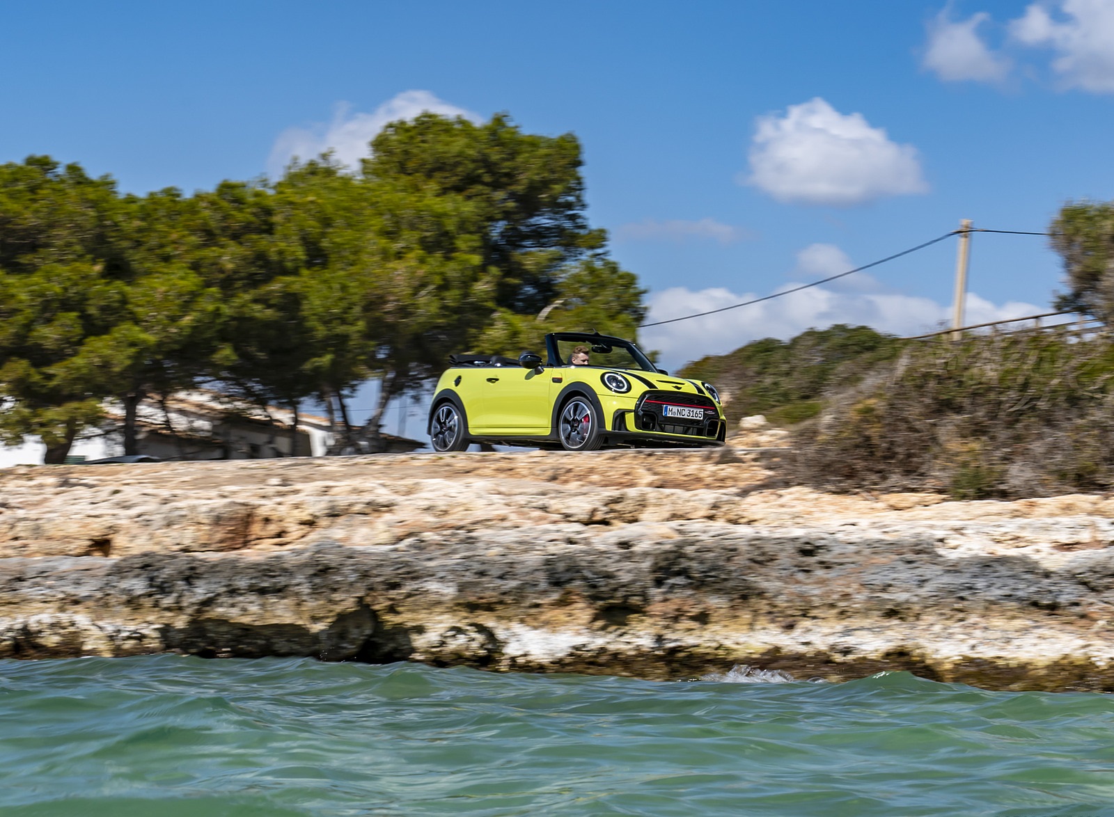 2022 MINI John Cooper Works Cabrio Front Three-Quarter Wallpapers (13)