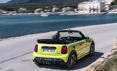 2022 MINI John Cooper Works Cabrio Rear Three-Quarter Wallpapers 450x275 (14)