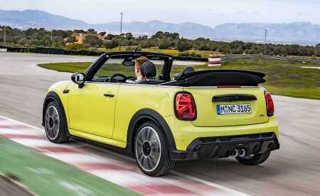 2022 MINI John Cooper Works Cabrio Rear Three-Quarter Wallpapers 450x275 (3)