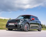 2022 MINI John Cooper Works Front Three-Quarter Wallpapers 150x120 (9)