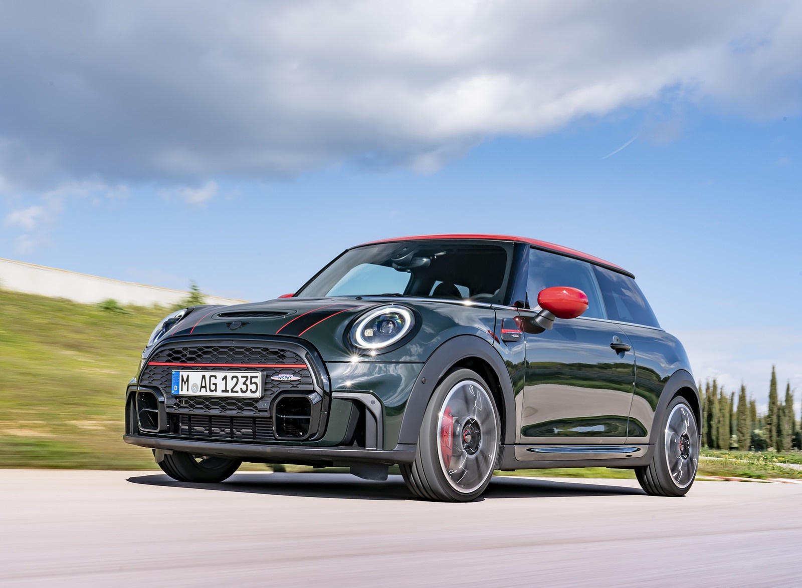2022 MINI John Cooper Works Front Three-Quarter Wallpapers (9)