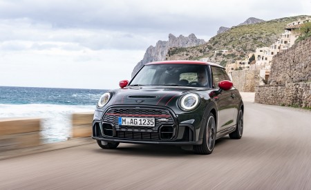 2022 MINI John Cooper Works Front Wallpapers  450x275 (18)