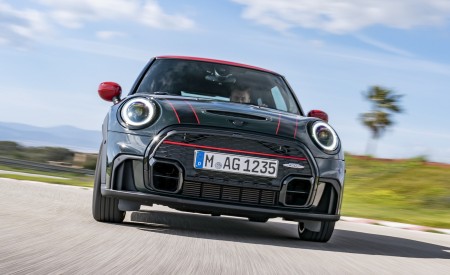 2022 MINI John Cooper Works Front Wallpapers  450x275 (3)
