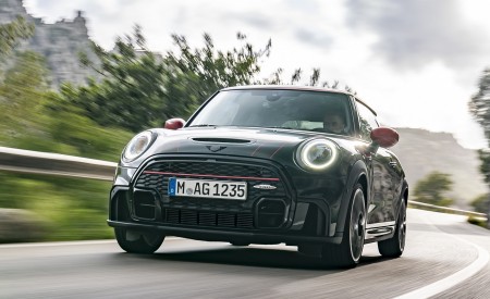 2022 MINI John Cooper Works Front Wallpapers 450x275 (11)