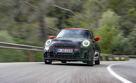 2022 MINI John Cooper Works Front Wallpapers  450x275 (14)
