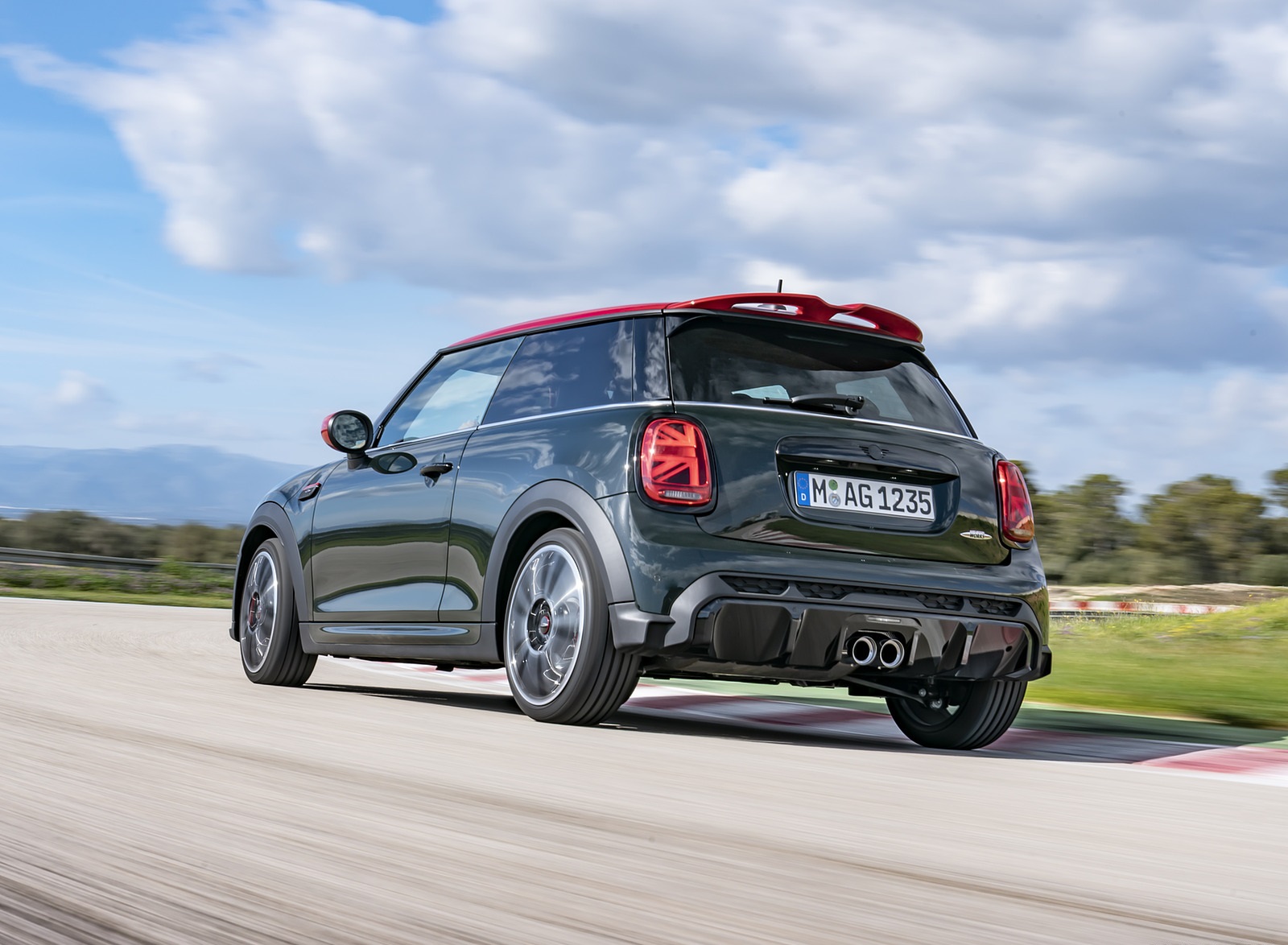 2022 MINI John Cooper Works Rear Three-Quarter Wallpapers  (5)