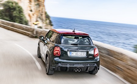 2022 MINI John Cooper Works Rear Wallpapers 450x275 (27)