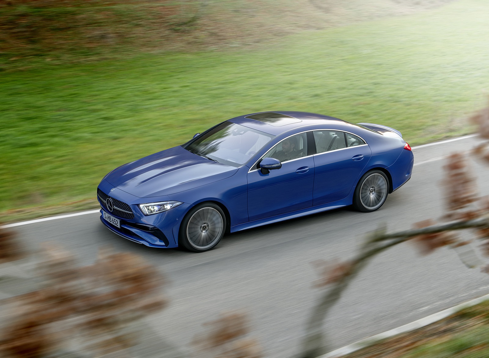 2022 Mercedes-Benz CLS AMG Line (Color: Spectral Blue Metallic) Front Three-Quarter Wallpapers (6)