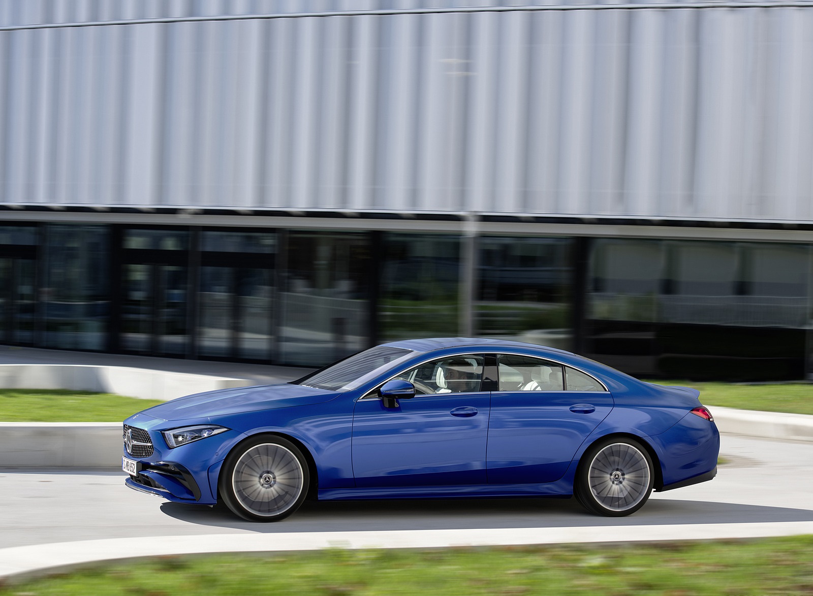 2022 Mercedes-Benz CLS AMG Line (Color: Spectral Blue Metallic) Side Wallpapers (4)