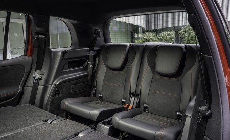 2022 Mercedes-Benz EQB 350 4MATIC (Color: Patagonia Red) Interior Third Row Seats Wallpapers 450x275 (121)