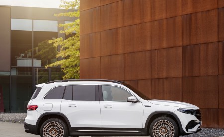 2022 Mercedes-Benz EQB Edition 1 (Color: Digital White) Side Wallpapers 450x275 (148)