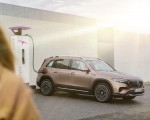 2022 Mercedes-Benz EQB Electric Art Line (Color: Rose Gold) Front Three-Quarter Wallpapers 150x120 (25)