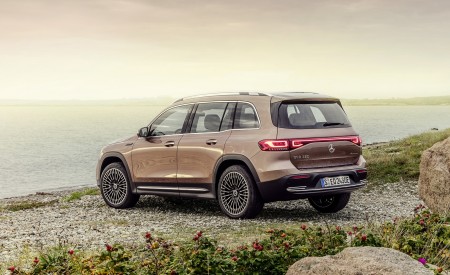 2022 Mercedes-Benz EQB Electric Art Line (Color: Rose Gold) Rear Three-Quarter Wallpapers 450x275 (162)