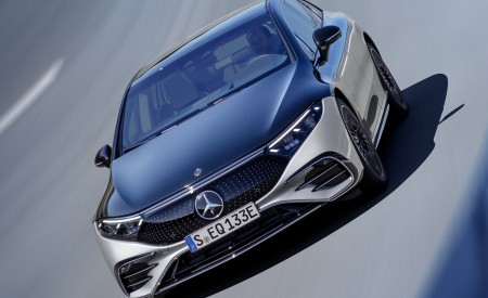2022 Mercedes-Benz EQS 580 4MATIC AMG-Line Edition 1 (Color: High-Tech Silver Obsidian Black) Front Wallpapers 450x275 (3)