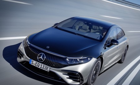 2022 Mercedes-Benz EQS 580 4MATIC AMG-Line Edition 1 (Color: High-Tech Silver Obsidian Black) Front Wallpapers 450x275 (2)