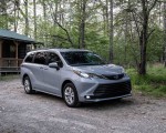 2022 Toyota Sienna Woodland Special Edition Front Three-Quarter Wallpapers 150x120