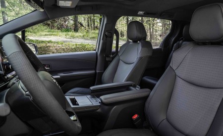 2022 Toyota Sienna Woodland Special Edition Interior Front Seats Wallpapers 450x275 (19)