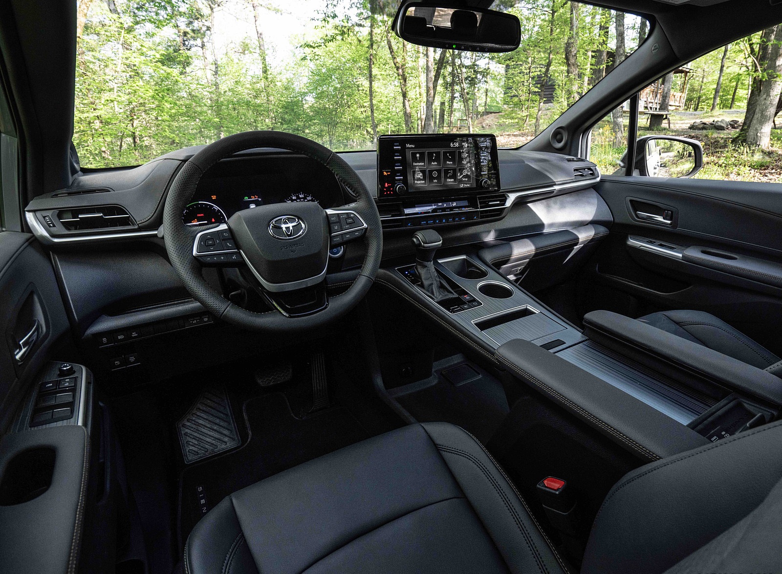 2022 Toyota Sienna Woodland Special Edition Interior Wallpapers #16 of 22