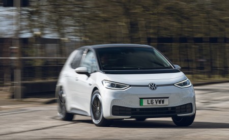 2022 Volkswagen ID.3 Tour Pro S (UK-Spec) Front Wallpapers 450x275 (14)