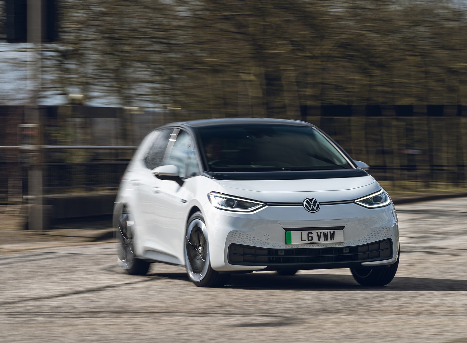 2022 Volkswagen ID.3 Tour Pro S (UK-Spec) Front Wallpapers (14)