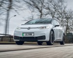 2022 Volkswagen ID.3 Tour Pro S (UK-Spec) Front Wallpapers 150x120 (2)