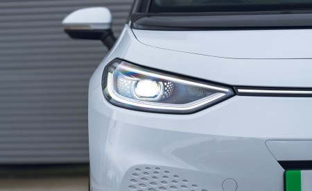 2022 Volkswagen ID.3 Tour Pro S (UK-Spec) Headlight Wallpapers 450x275 (45)