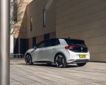 2022 Volkswagen ID.3 Tour Pro S (UK-Spec) Rear Three-Quarter Wallpapers 150x120 (29)