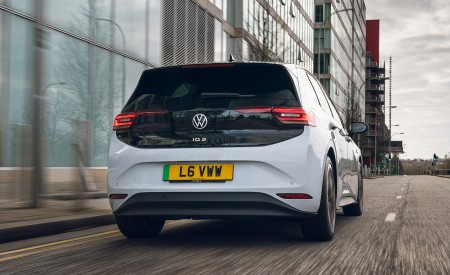 2022 Volkswagen ID.3 Tour Pro S (UK-Spec) Rear Wallpapers 450x275 (10)