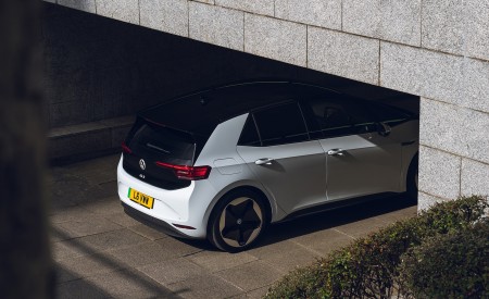 2022 Volkswagen ID.3 Tour Pro S (UK-Spec) Rear Wallpapers 450x275 (26)