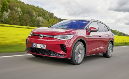 2022 Volkswagen ID.4 GTX Front Three-Quarter Wallpapers 450x275 (9)