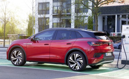 2022 Volkswagen ID.4 GTX Rear Three-Quarter Wallpapers 450x275 (34)