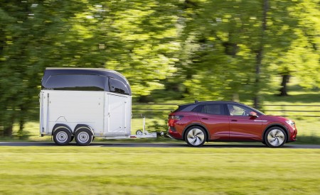 2022 Volkswagen ID.4 GTX Side Wallpapers 450x275 (25)