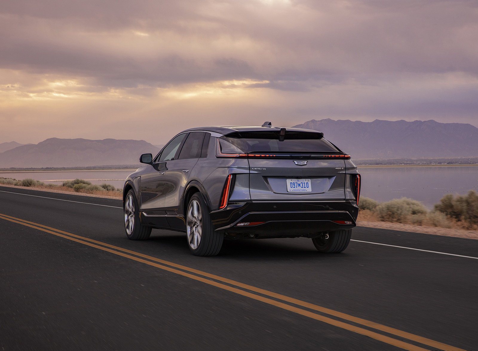 2023 Cadillac LYRIQ Rear Three-Quarter Wallpapers (3)
