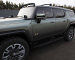 2024 GMC HUMMER EV SUV Detail Wallpapers 150x120 (14)