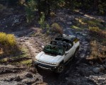2024 GMC HUMMER EV SUV Top Wallpapers 150x120 (22)