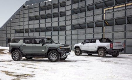 2024 GMC HUMMER EV SUV and 2022 HUMMER EV Wallpapers 450x275 (3)