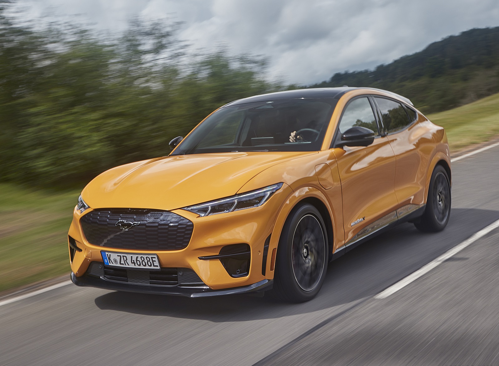 2021 Ford Mustang Mach-E GT Front Three-Quarter Wallpapers (3)