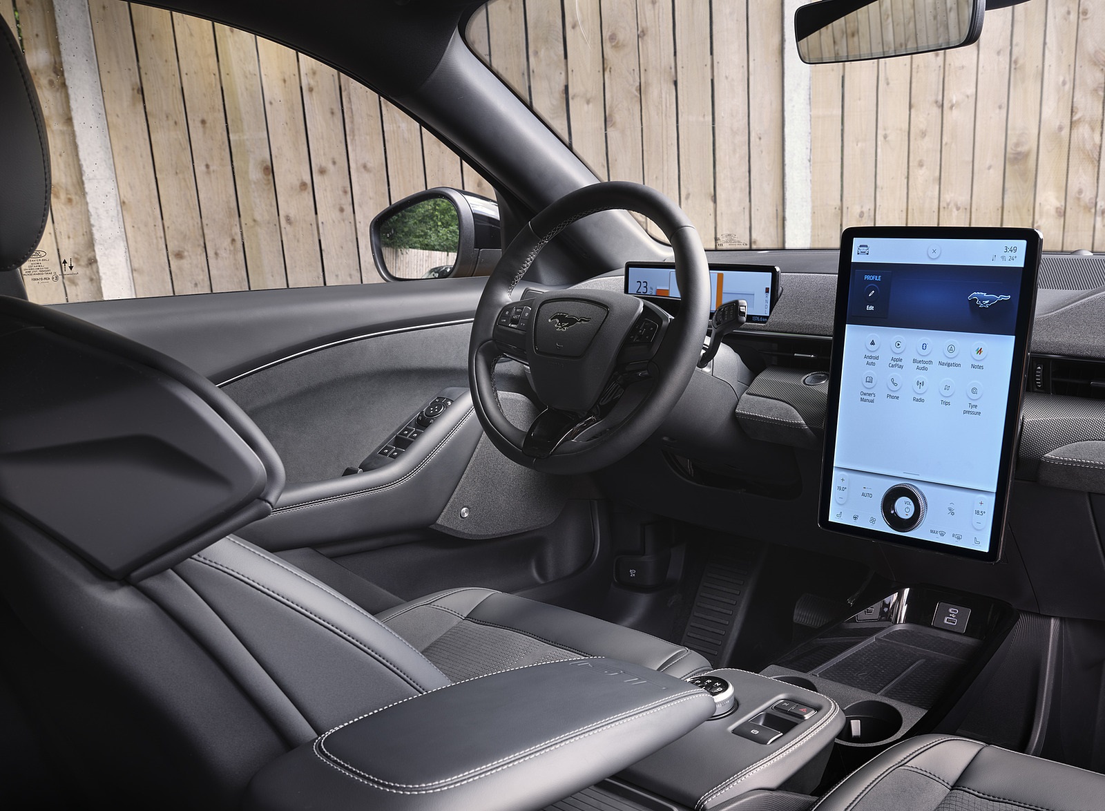 2021 Ford Mustang Mach-E GT Interior Wallpapers #16 of 41