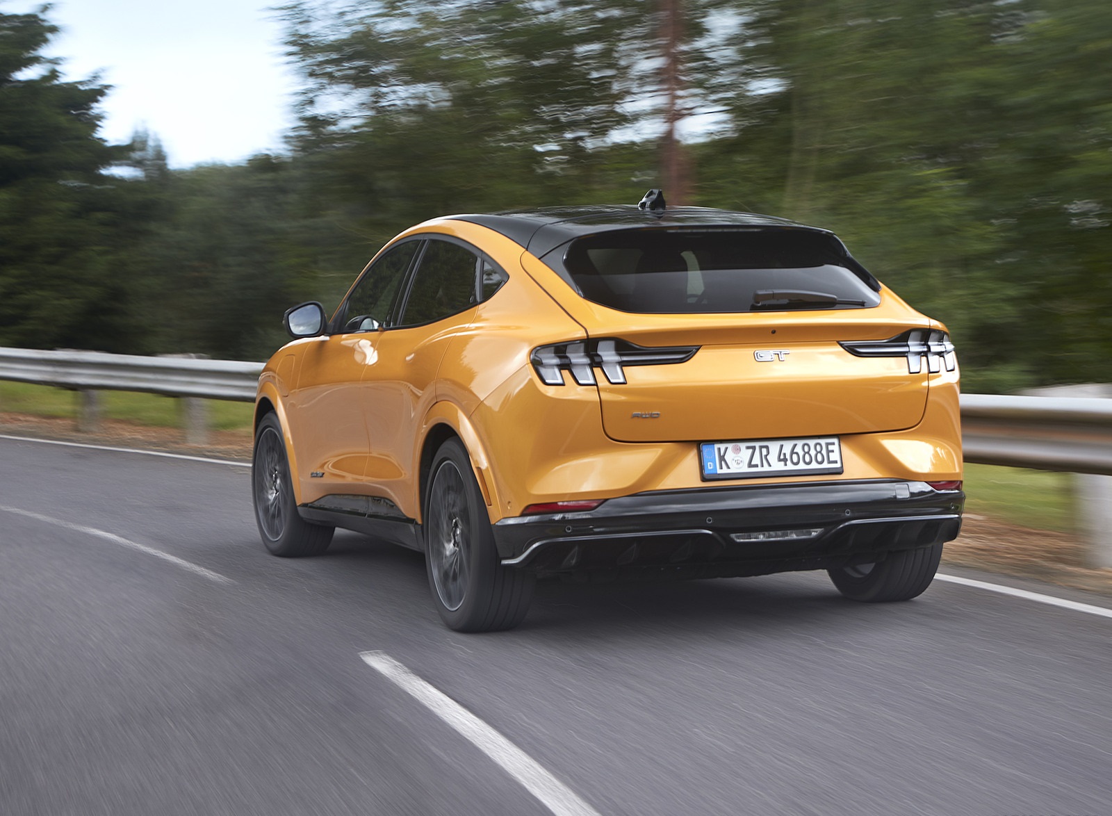 2021 Ford Mustang Mach-E GT Rear Three-Quarter Wallpapers (12)