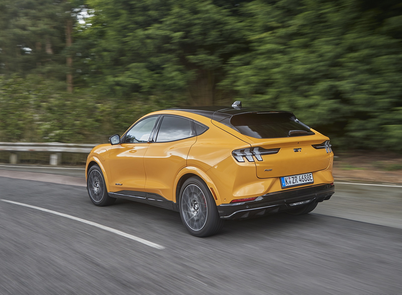 2021 Ford Mustang Mach-E GT Rear Three-Quarter Wallpapers (10)