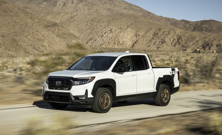 2021 Honda Ridgeline Sport with HPD Package Front Three-Quarter Wallpapers 450x275 (44)