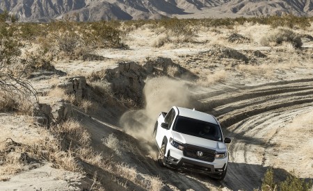 2021 Honda Ridgeline Sport with HPD Package Off-Road Wallpapers 450x275 (48)