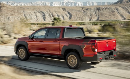 2021 Honda Ridgeline Sport with HPD Package Rear Three-Quarter Wallpapers  450x275 (4)