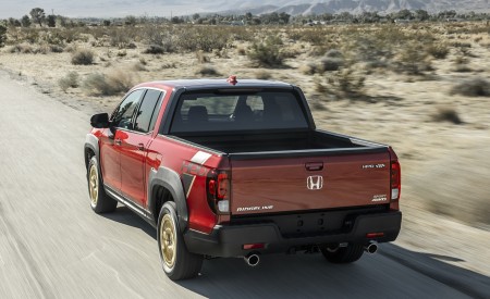2021 Honda Ridgeline Sport with HPD Package Rear Three-Quarter Wallpapers 450x275 (5)