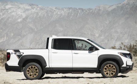2021 Honda Ridgeline Sport with HPD Package Side Wallpapers 450x275 (61)