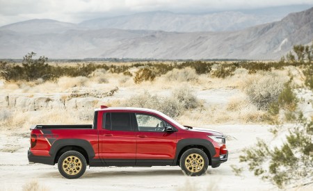 2021 Honda Ridgeline Sport with HPD Package Side Wallpapers 450x275 (25)