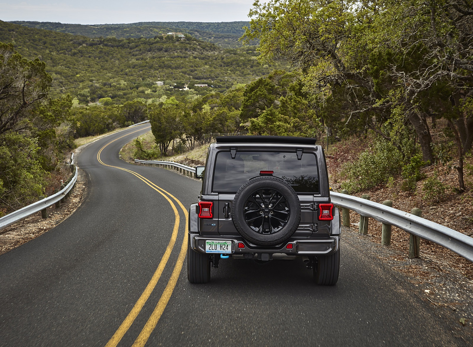2021 Jeep Wrangler High Altitude 4xe Rear Wallpapers (14)