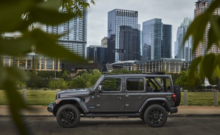 2021 Jeep Wrangler High Altitude 4xe Side Wallpapers 450x275 (24)